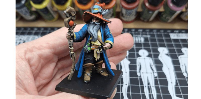 hechicero pintado con pinturas acrílicas de gsw